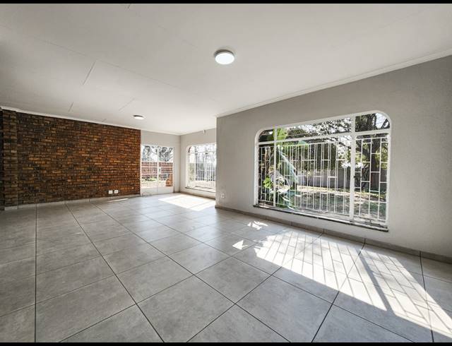 3 BEDROOM HOUSE FOR SALE IN VAALPARK